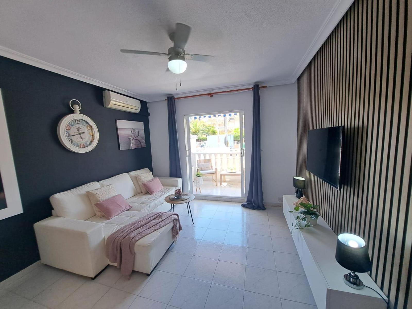 Apartamento Pod Papugami 托雷维耶哈 外观 照片